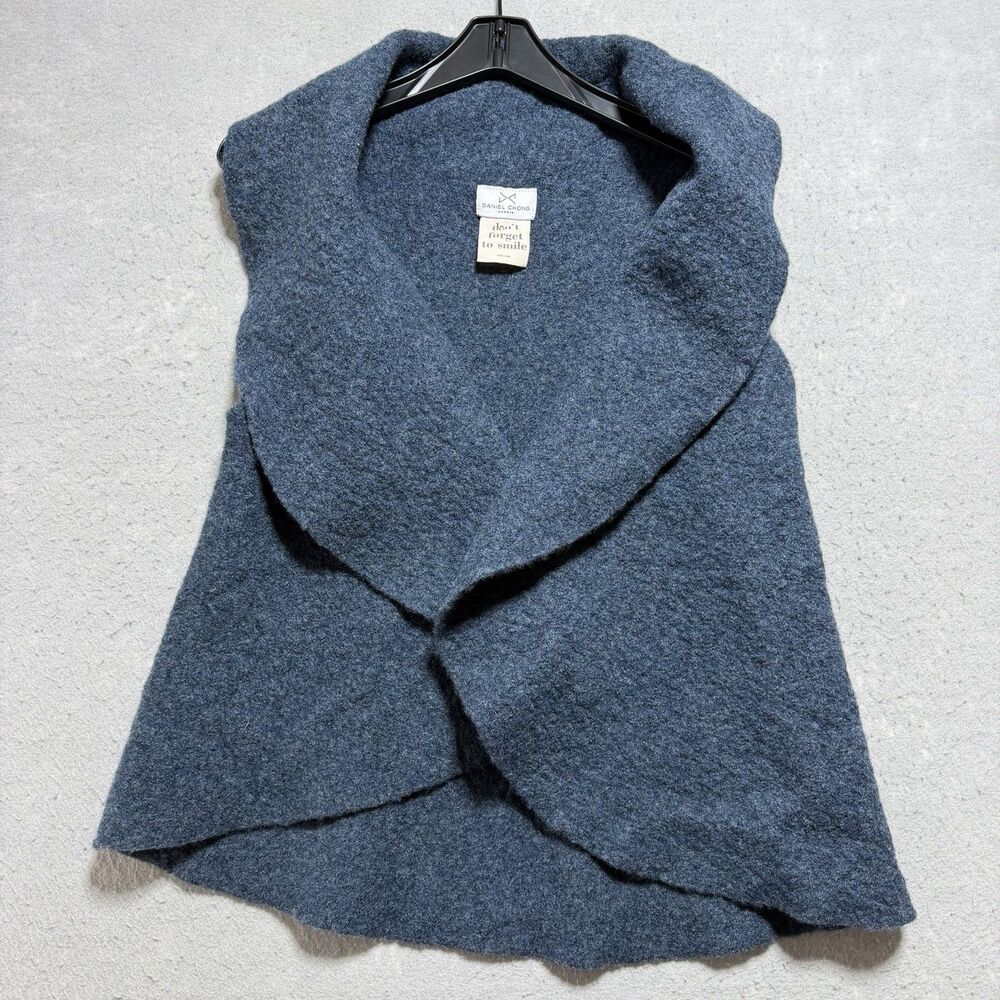 Daniel Chong Women’s Sweater Vest Madrid Blue Tweed Recycled One Size